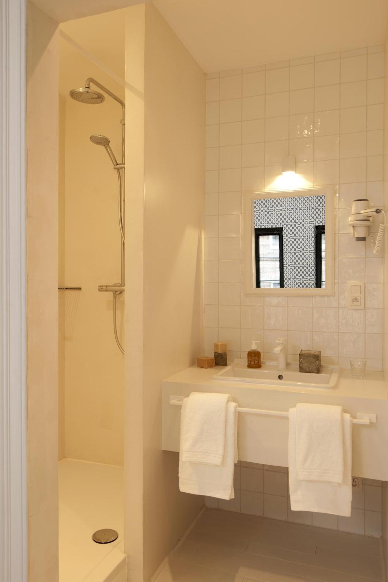 Camera Matrimoniale con Bagno Privato